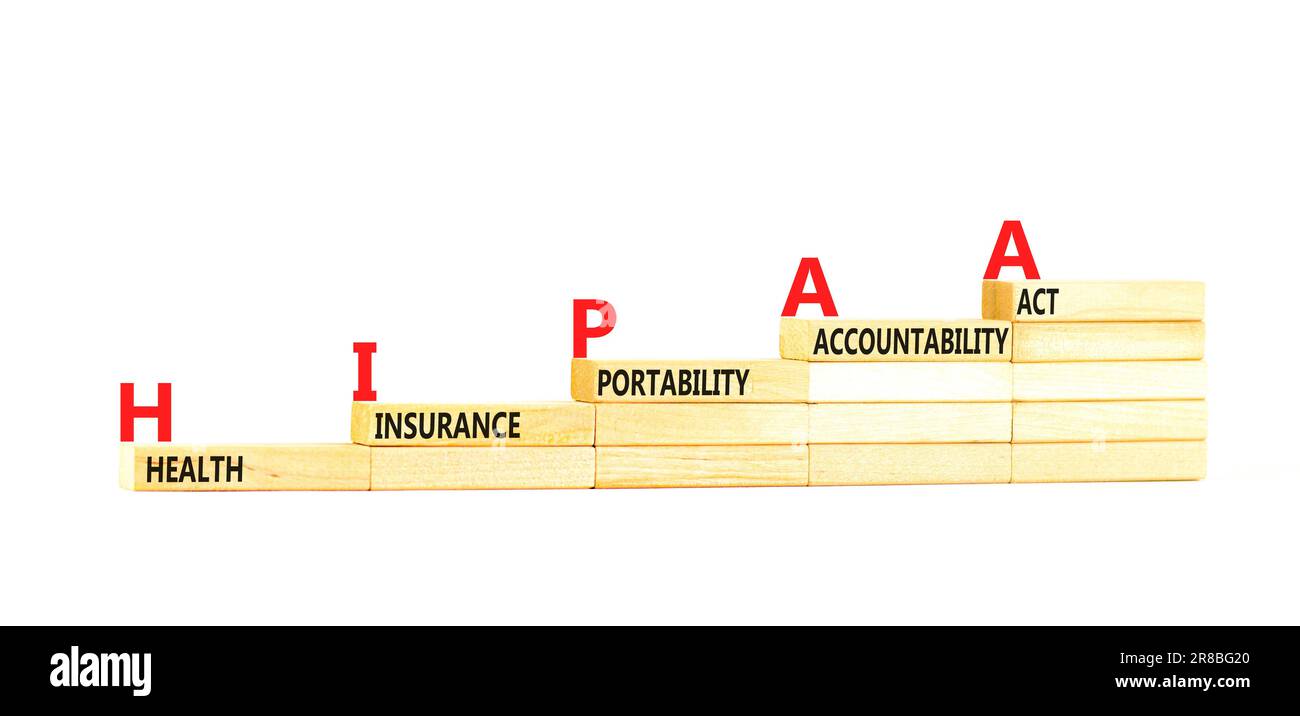 HIPAA-Symbol. Konzeptbegriffe HIPAA Krankenversicherung Portabilität Rechenschaftspflicht agieren auf Holzblock. Wunderschöner weißer Hintergrund. Business HIPAA Gesundheit i Stockfoto
