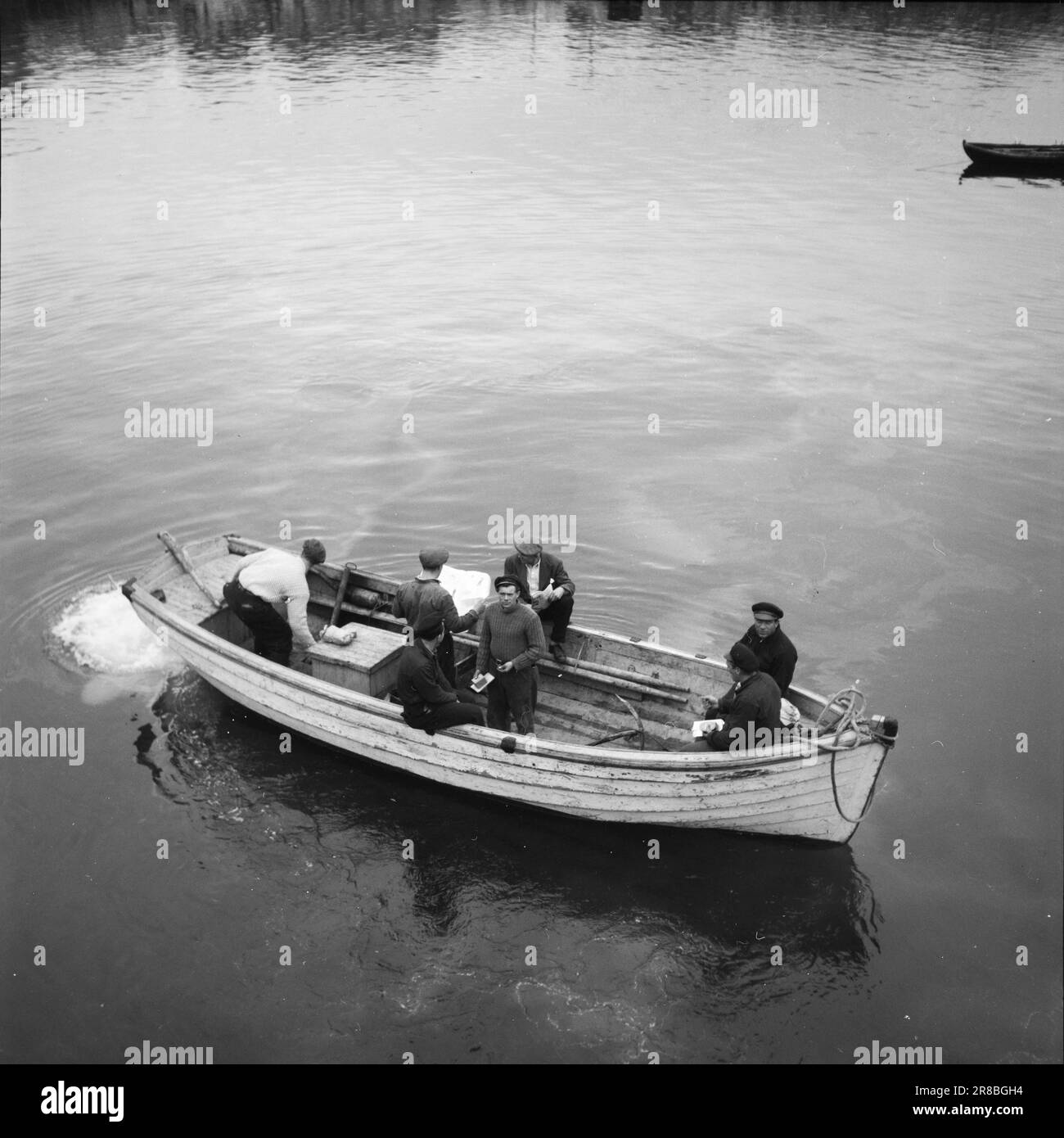 Tatsächlich 2031947 Honningsvåg'Zwischen Baracken und Bergen am Meer