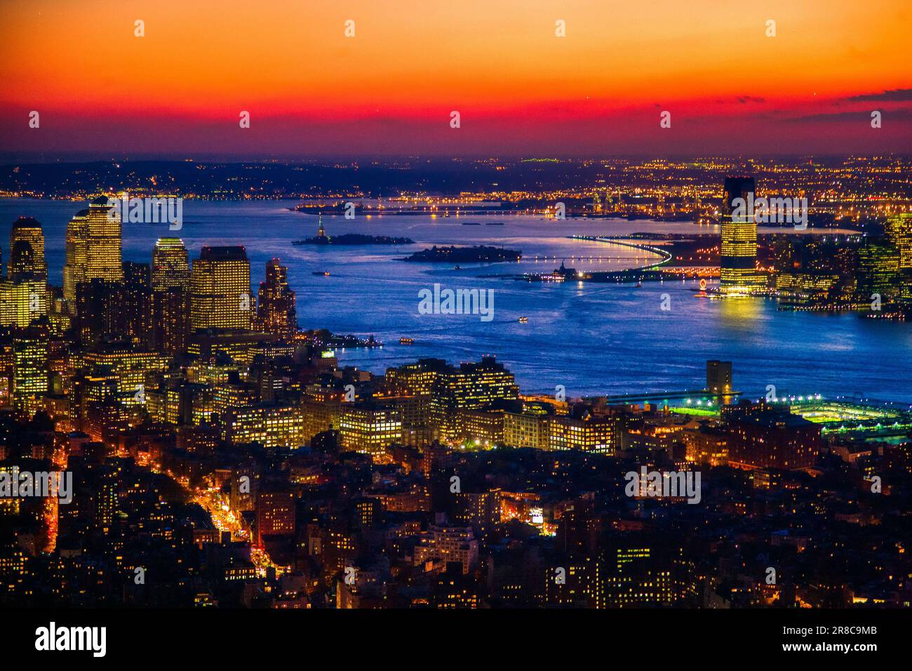 Lower Manhattan und Hudson River vom Empire State Building, NYC, USA Stockfoto