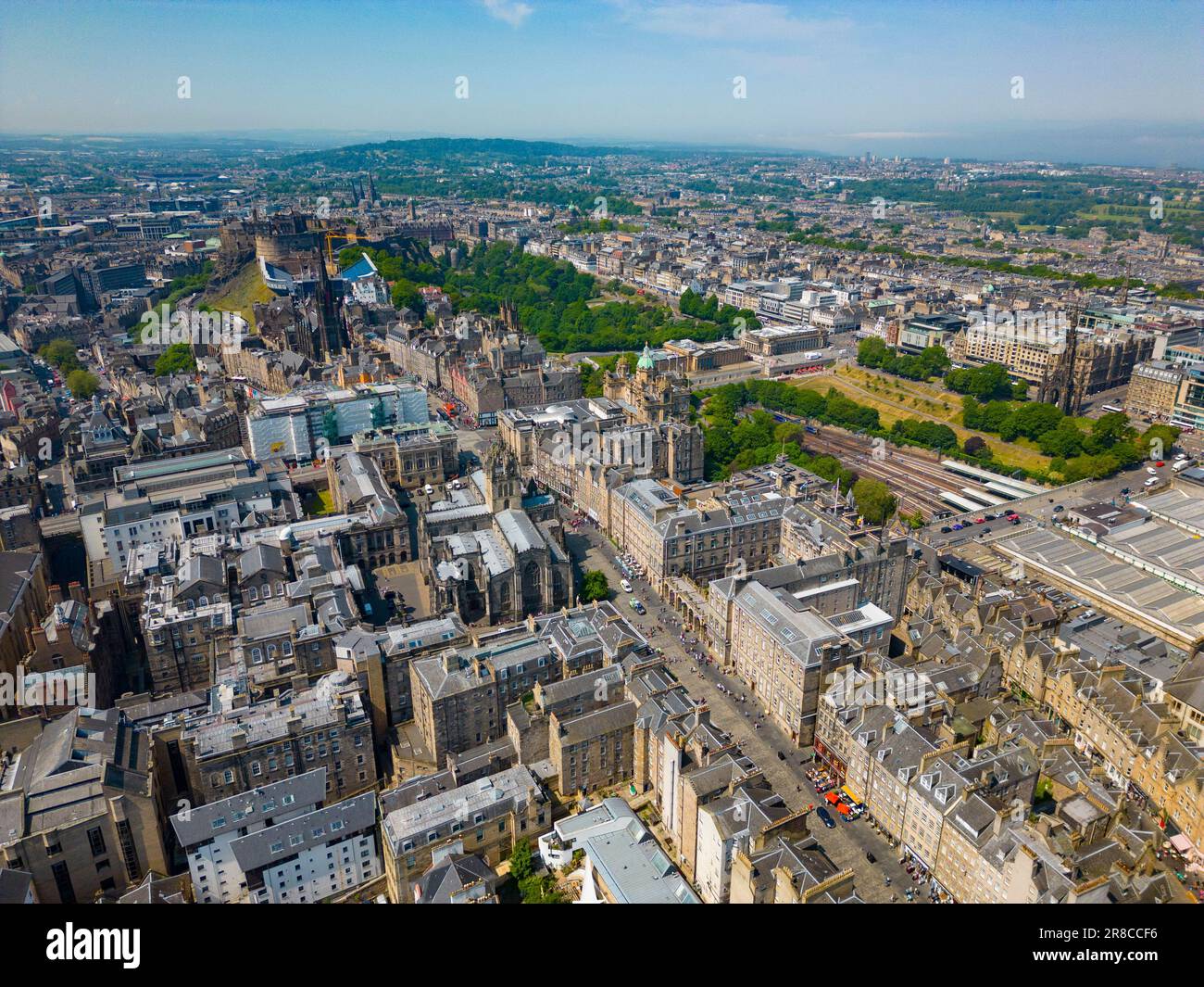 Die Altstadt von Edinburgh, UNESCO-Weltkulturerbe, Schottland, Großbritannien, aus der Vogelperspektive Stockfoto