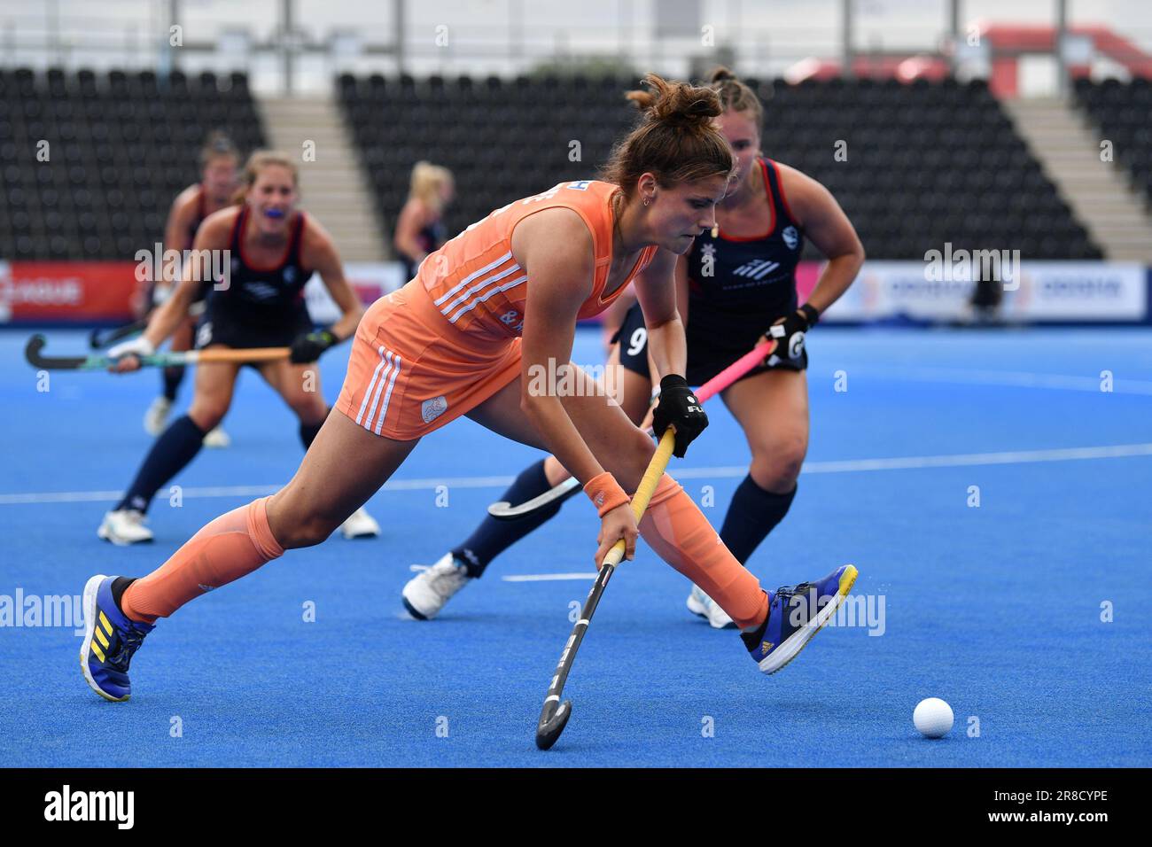 London, Großbritannien. 20. Juni 2023. Eizemiek Zandee aus den Niederlanden während des FIH Pro League 2022/23-Spiels zwischen niederländischen Frauen und USA Women im Lee Valley Hockey & Tennis Centr, London, England, am 20. Juni 2023. Foto von Phil Hutchinson. Nur redaktionelle Verwendung, Lizenz für kommerzielle Verwendung erforderlich. Keine Verwendung bei Wetten, Spielen oder Veröffentlichungen von Clubs/Ligen/Spielern. Kredit: UK Sports Pics Ltd/Alamy Live News Stockfoto