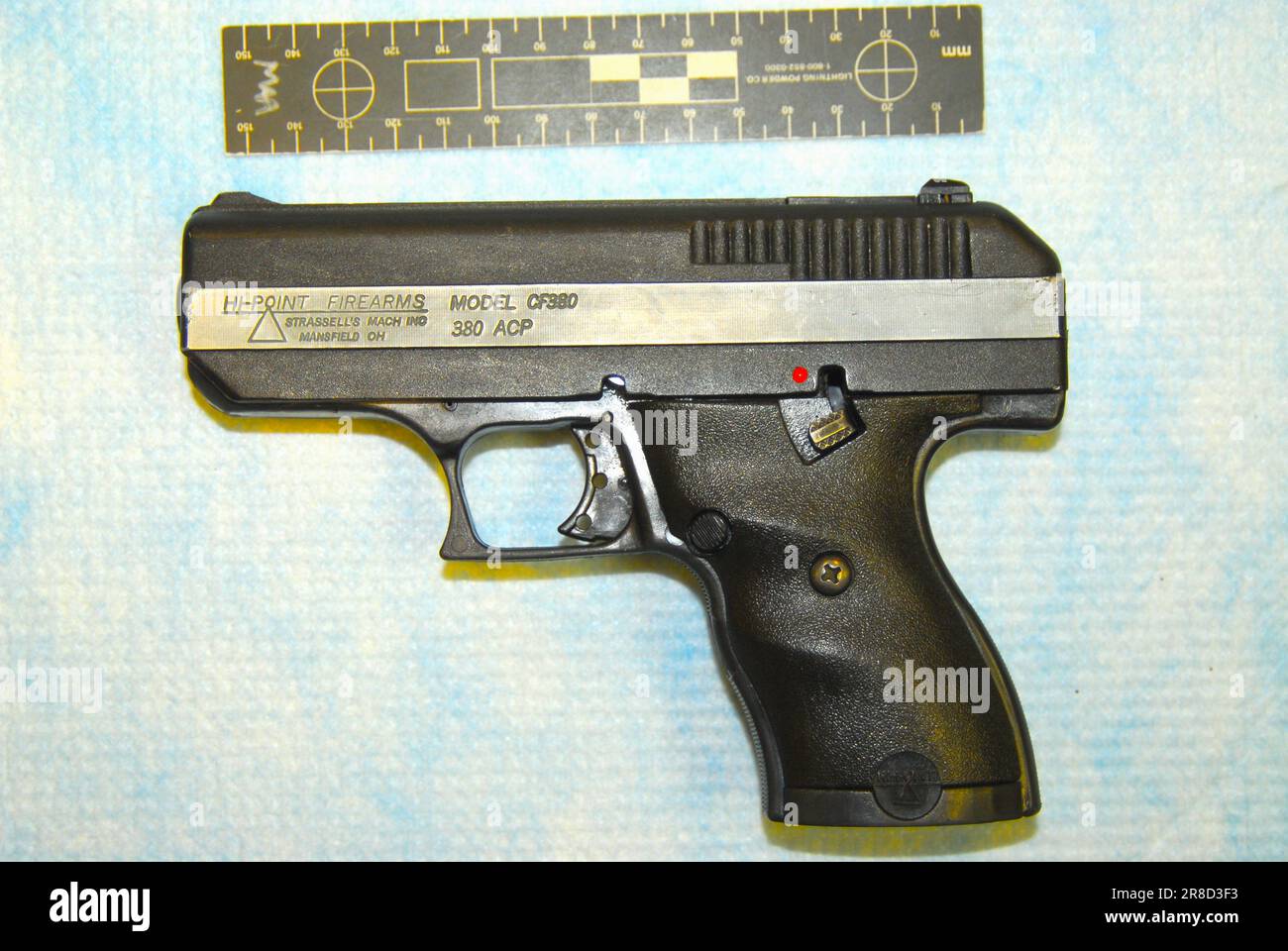 Hi-Point, Modell CF 380, Pistole Stockfoto Hi-Point, Modell CF 380, Pistole Stockfoto