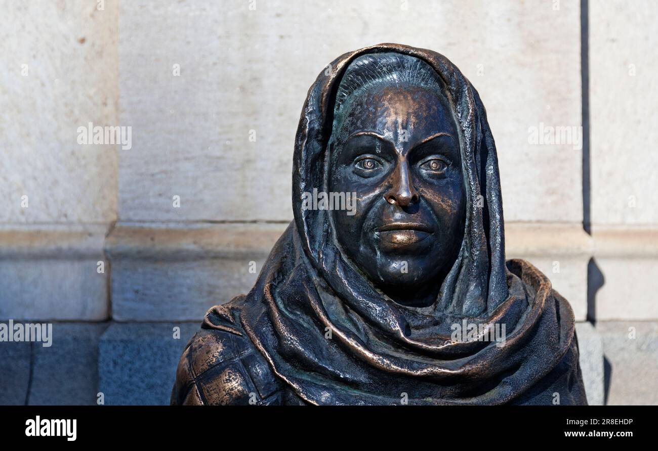 Stockholm, Schweden - 23. Mai 2023: Statue der berühmten Schauspielerin Margareta Krook Stockfoto