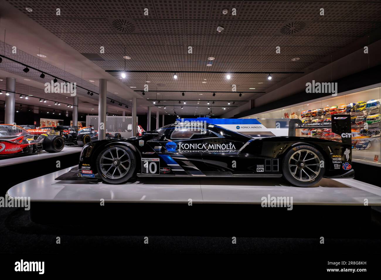 Konica Minolta Cadillac, mit dem Fernando Alonso 2019 die 24 Stunden Daytona gewann. Foto wurde am 16. Mai 2023 im Fernando Alonso Museum aufgenommen Stockfoto