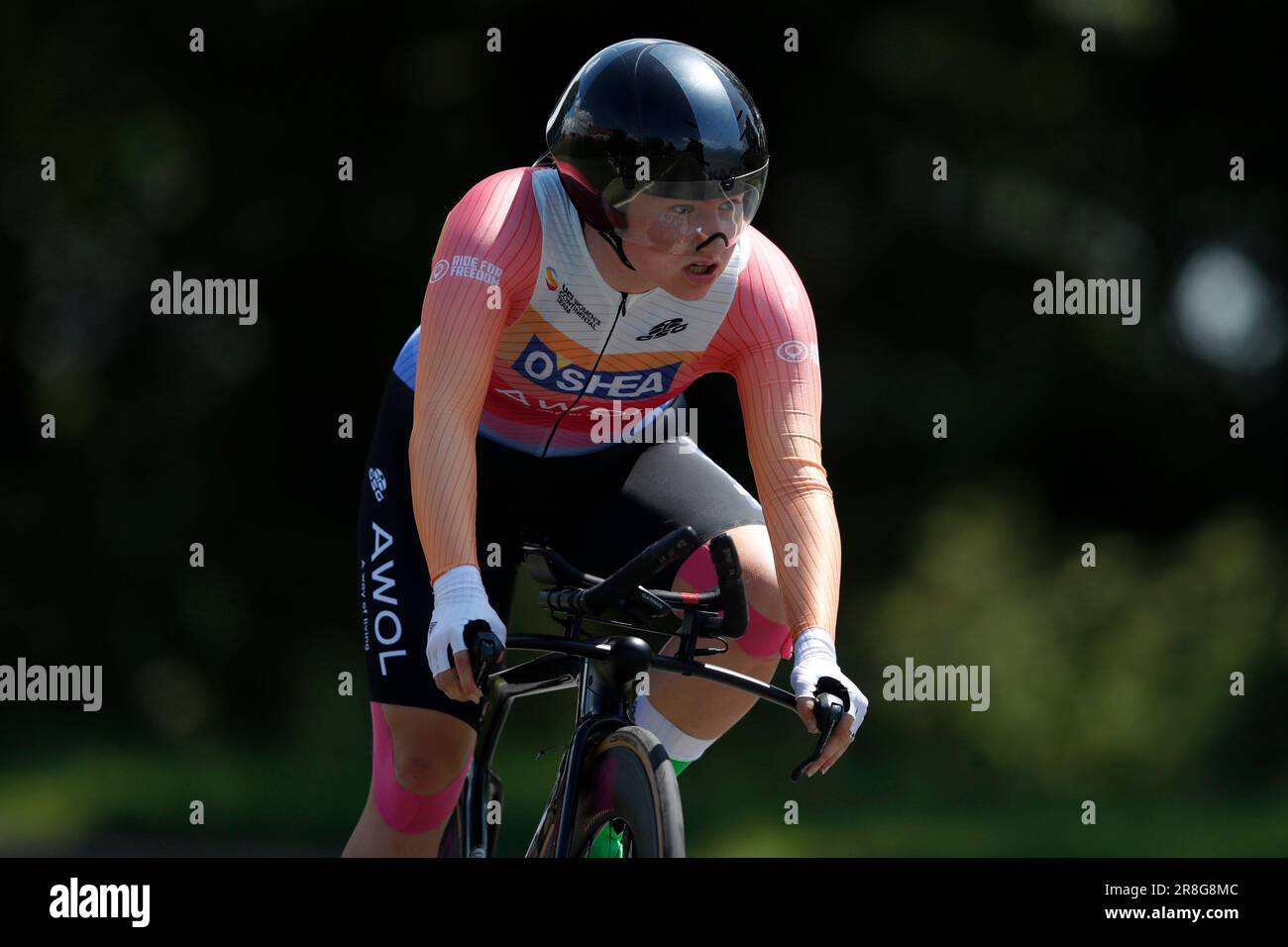 Connie Hayes von AWOL-O'Shea in Aktion während des Eliteversuchs der Frauen für die British National Road Championships 2023 auf dem Croft Racing Circuit in Dalton-on-Tees, North Yorkshire. Bilddatum: Mittwoch, 21. Juni 2023. Stockfoto
