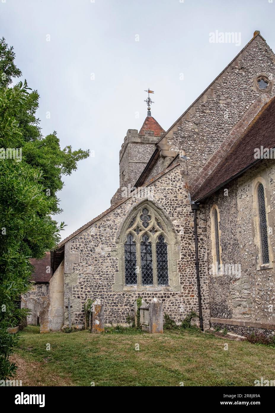 Außenansicht der Peterskirche in Firle Stockfoto