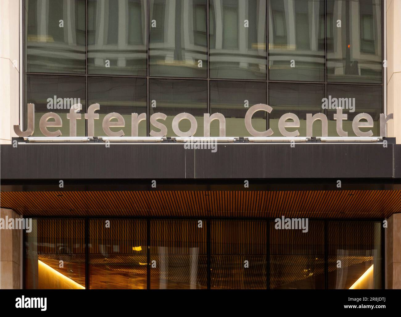 Das Jefferson Center befindet sich auf der Market Street im Stadtviertel Center von Philadelphia PA Stockfoto