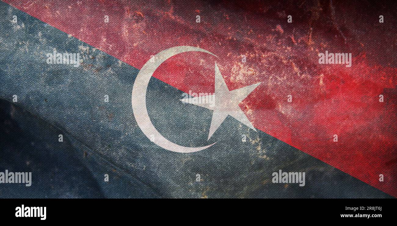 Draufsicht auf die Retro-Flagge Batu Pahat, Johor Malaysia mit Grunge-Struktur. Malaysisches Reise- und Patriotskonzept. Kein Fahnenmast. Plane Layout, Design. Kennzeichen b Stockfoto