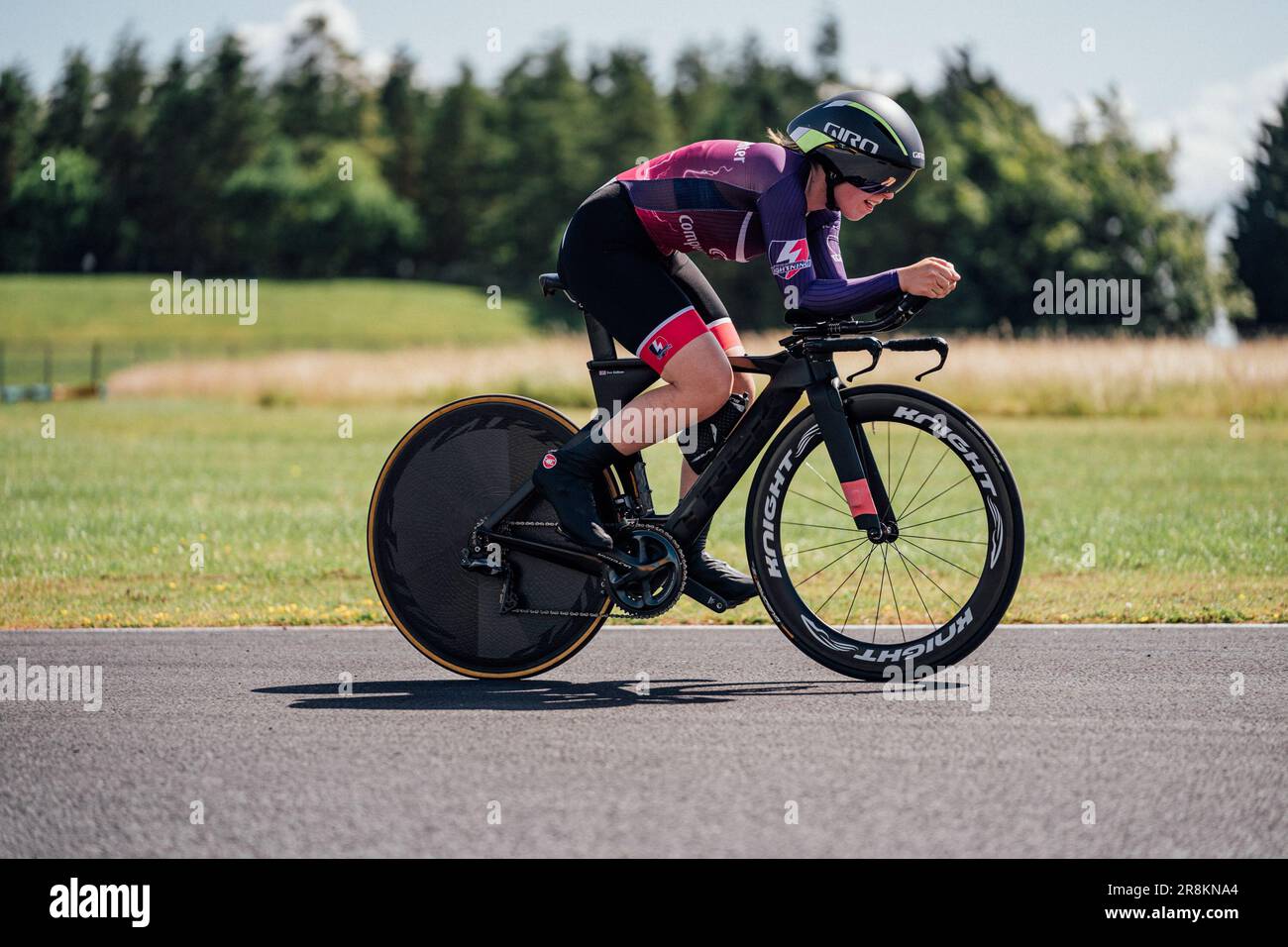 Bild von Zac Williams/SWpix.com- 21/06/2023 - Radfahren - 2023 British National Road Championships - Croft Circuit, Darlington, England - Women's U23 Time Trial - Eva Callinan von Loughborough Lightning Credit: SWpix/Alamy Live News Stockfoto