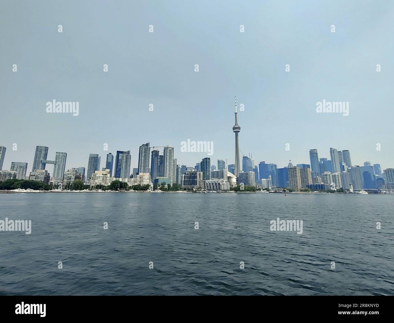 Lake Ontario/C N Tower/Skyline von Toronto/Bootstour Stockfoto