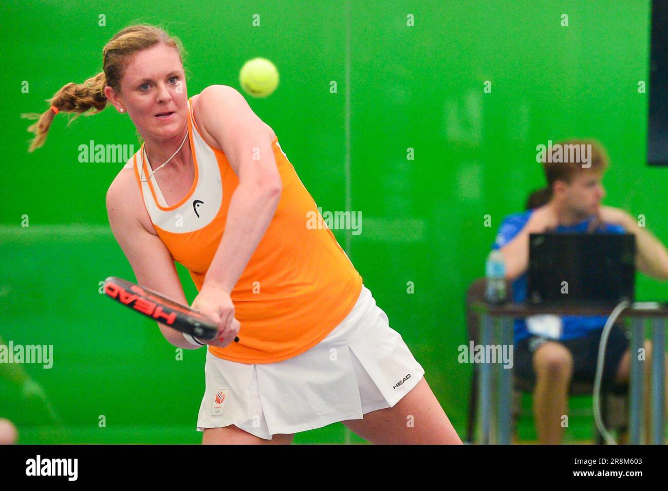 KRAKAU, POLEN - JUNI 21: Marcella Koek aus den Niederlanden während der Padel Women's Doubles 32 an Tag 1 der Europaspiele am 21. Juni 2023 in Krakau, Polen. (Foto: Nikola Krstic/BSR Agency) Stockfoto