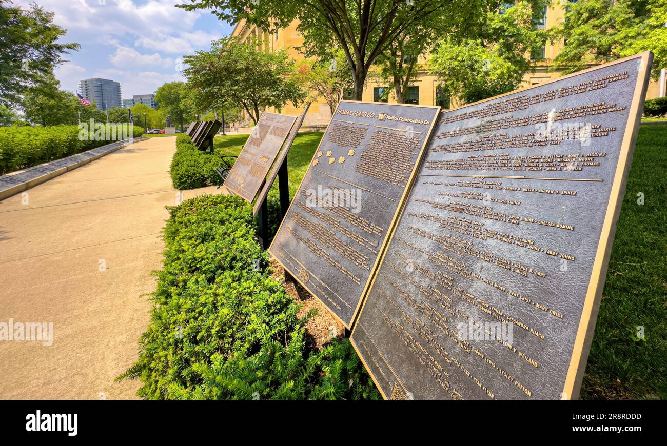 Denkmal im Battelle Riverfront Park in Columbus - COLUMBUS, USA - 08. JUNI 2023 Stockfoto