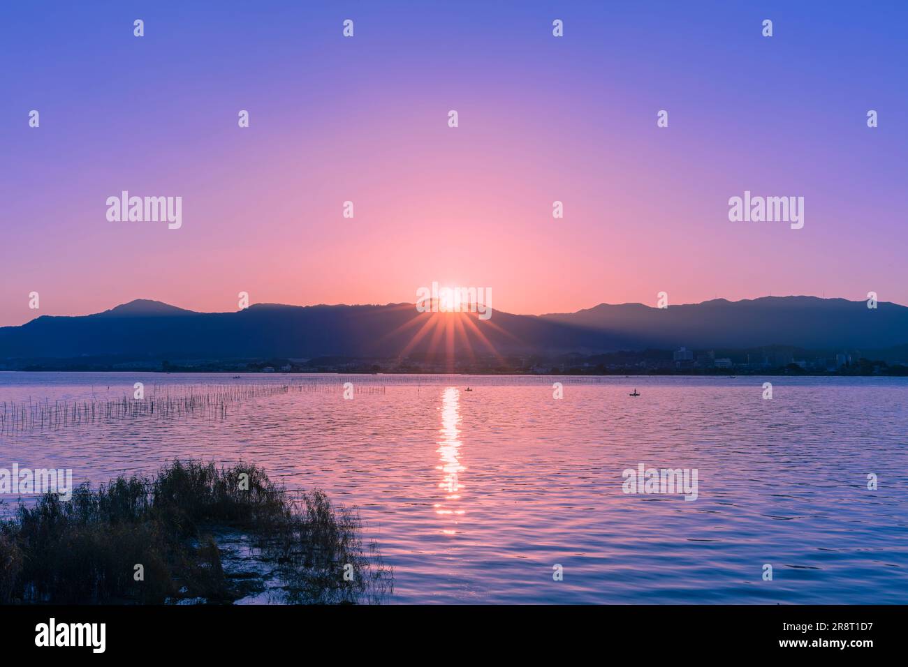 Sonnenuntergang am Biwa-See Stockfoto