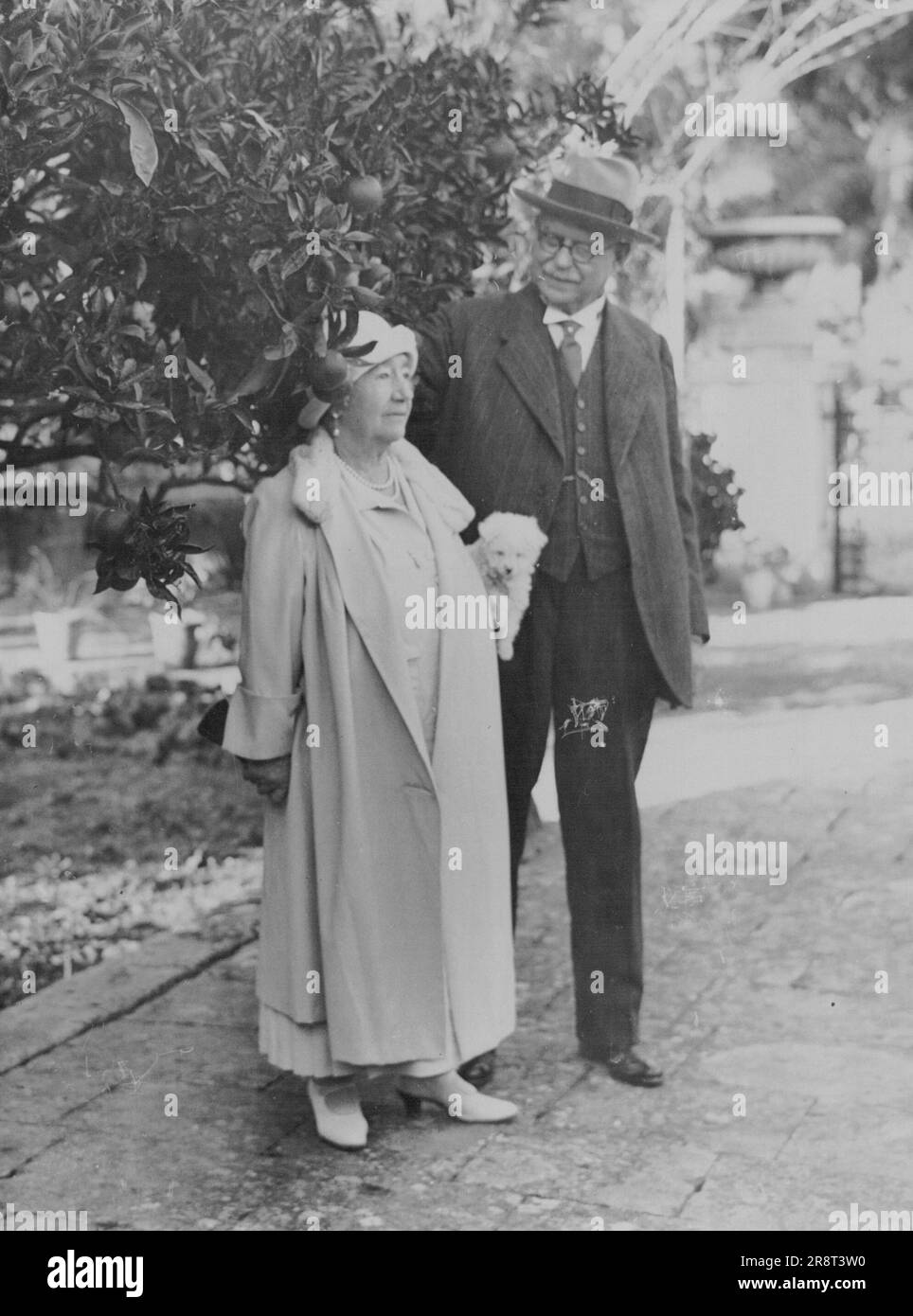 Gerald paul joseph cajetan carmel antony martin strickland Fotos und