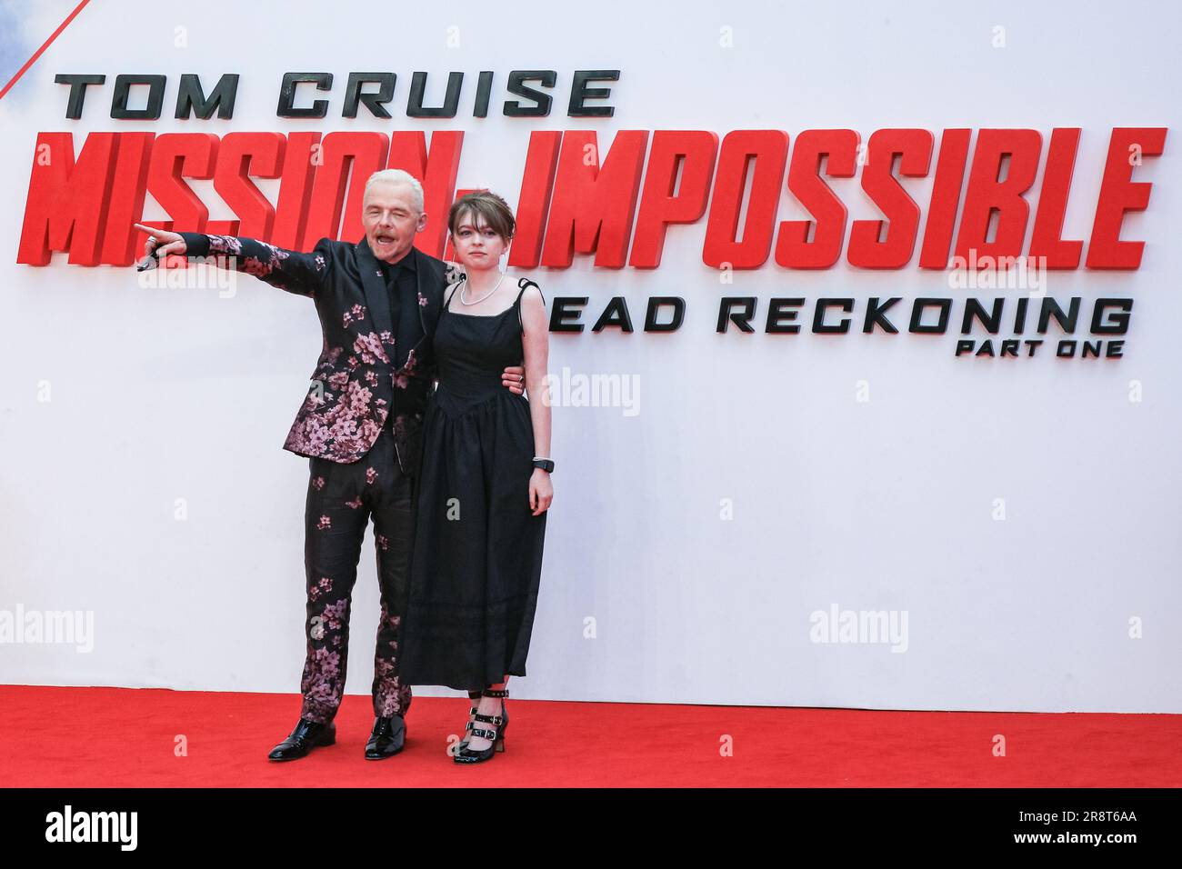 London, Großbritannien. 22. Juni 2023. Simon Pegg (Benji Dunn) Talent und Gäste besuchen die Mission: Impossible - Dead Reckoning Part One UK Premiere am Odeon Luxe Leicester Square. Kredit: Imageplotter/Alamy Live News Stockfoto