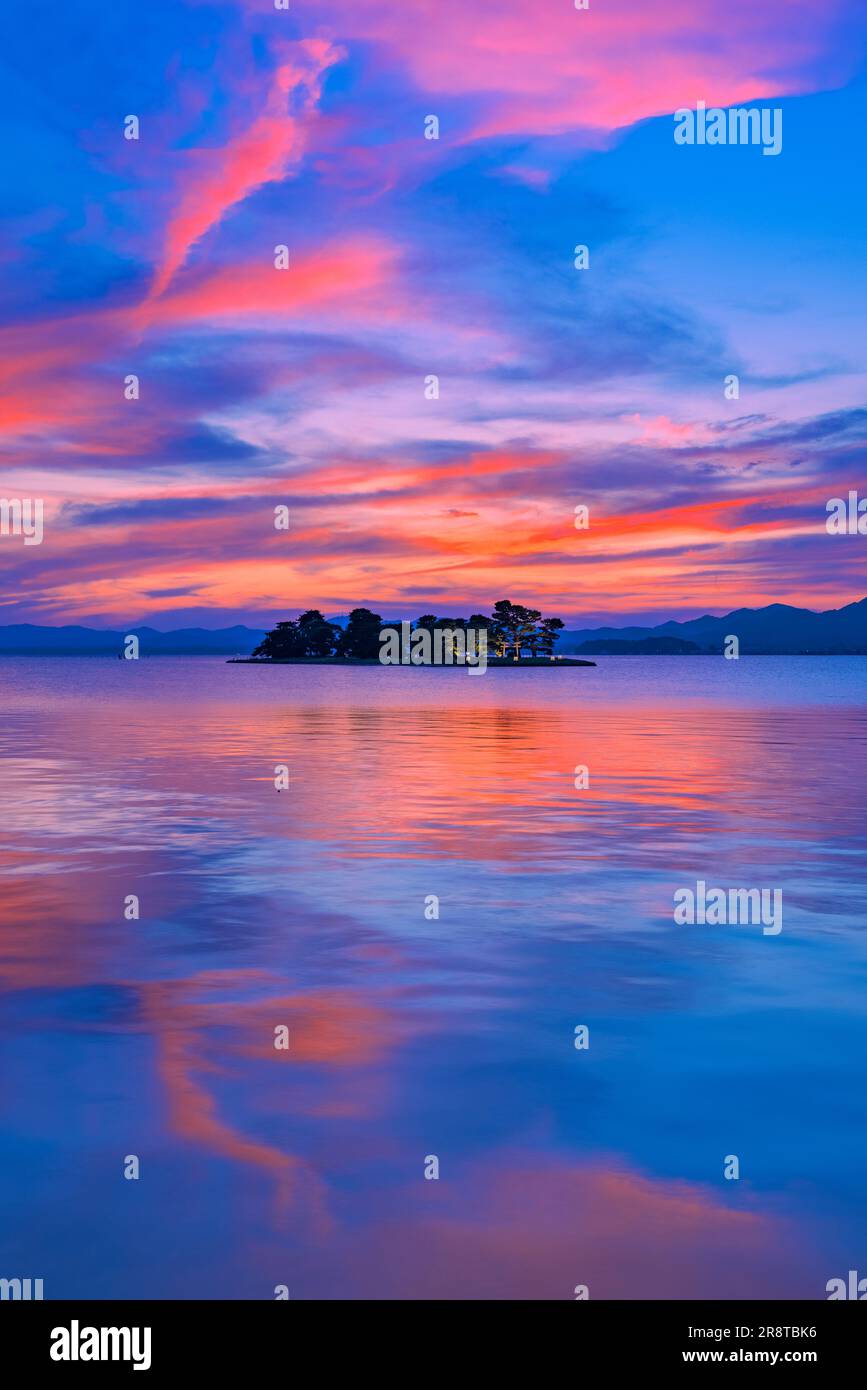 Abendlicher Blick auf den Shinji-See Stockfoto