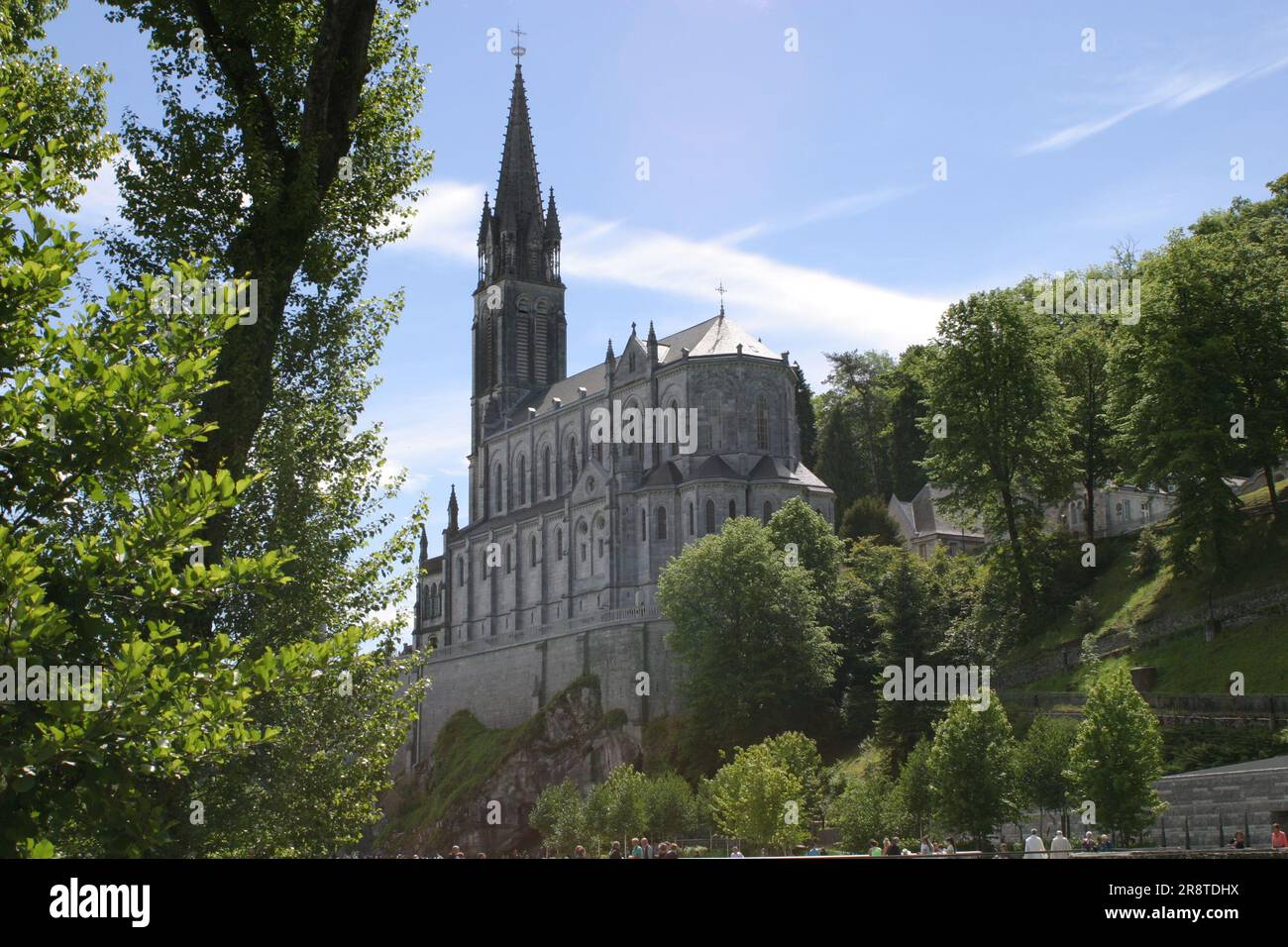 Kirche des Heiligen Rosenkranzes in Lourdes, Frankreich, Mai 16,2019. 61. Internationale Militärpilgerfahrt (PMI), 27. Pilgerfahrt der kroatischen Armee, Polizei Stockfoto