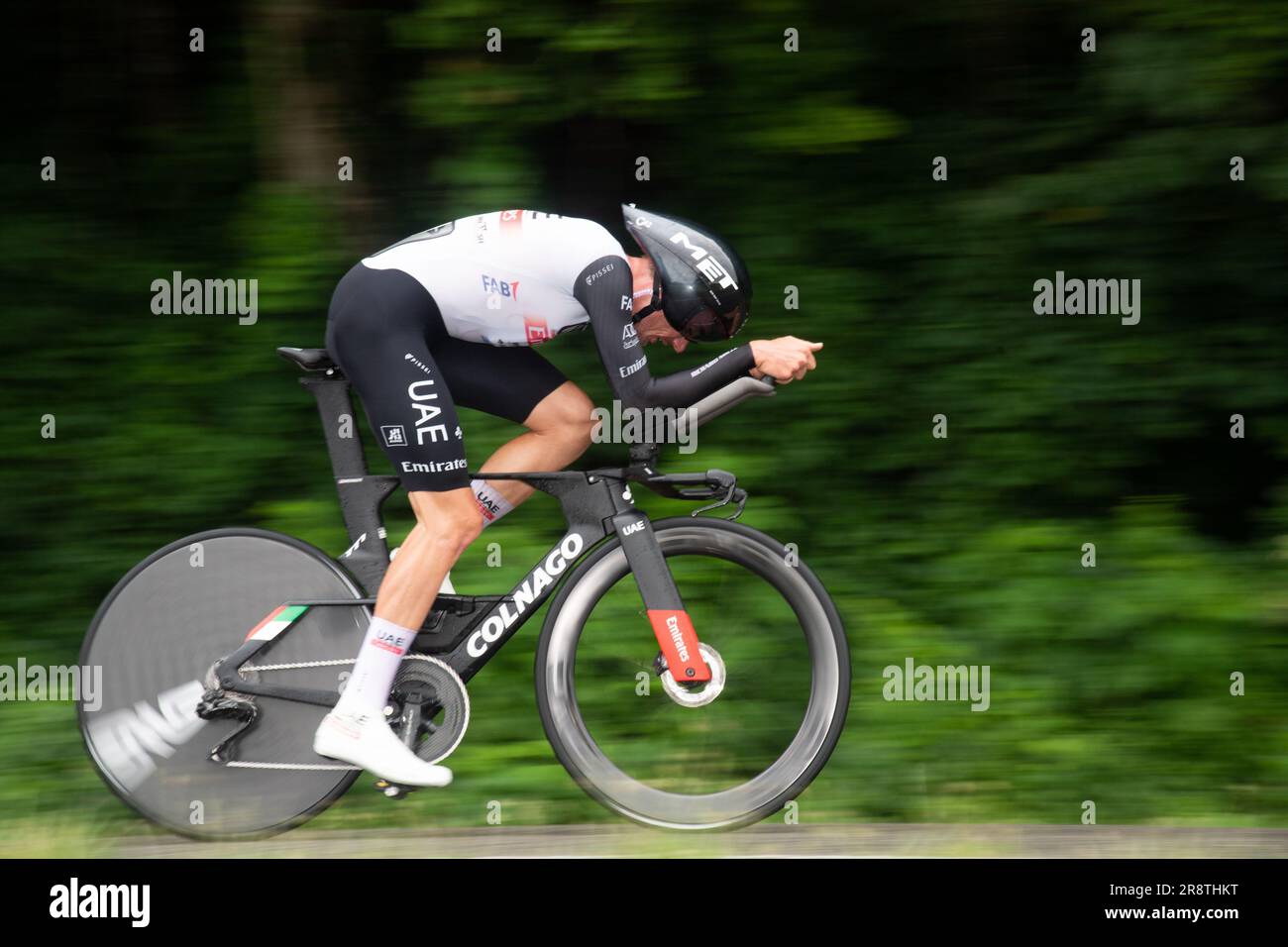 Oak Ridge, Tennessee, USA. 22. Juni 2023. USA Cycling Time Trial National Championships, Oak Ridge, Tennessee, USA. 22. Juni 2023. Brandon McNulty vom Team Emirates der Vereinigten Arabischen Emirate, Gewinner des Individual Time Trials der Männer und Landesmeister. Kredit: Casey B. Gibson/Alamy Live News Stockfoto