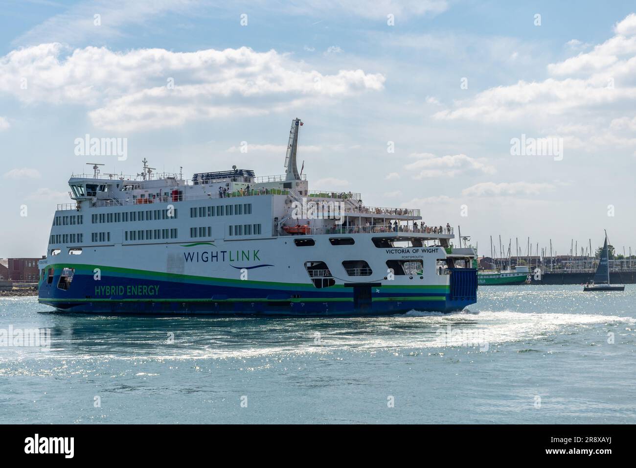 Hybrid Energy Wightlink Auto- und Passagierfähre, Fährverbindung zwischen der Isle of Wight und Portsmouth, Hampshire, England, Großbritannien Stockfoto