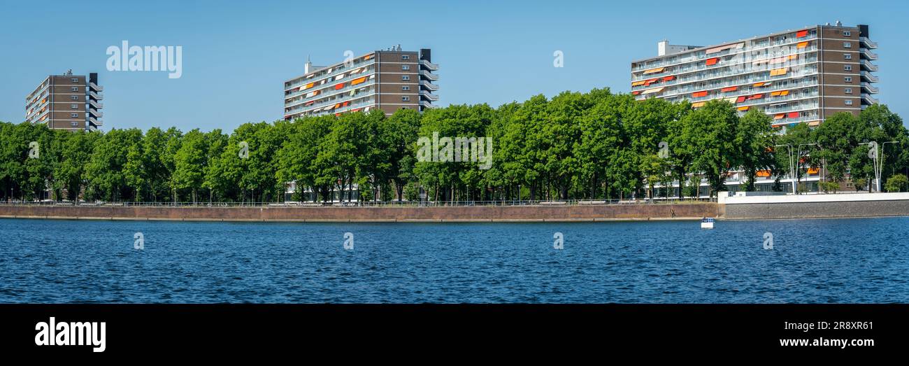 Lake Sloterplas und das Viertel Geuzenveld Slotermeer in Amsterdam West, Niederlande Stockfoto