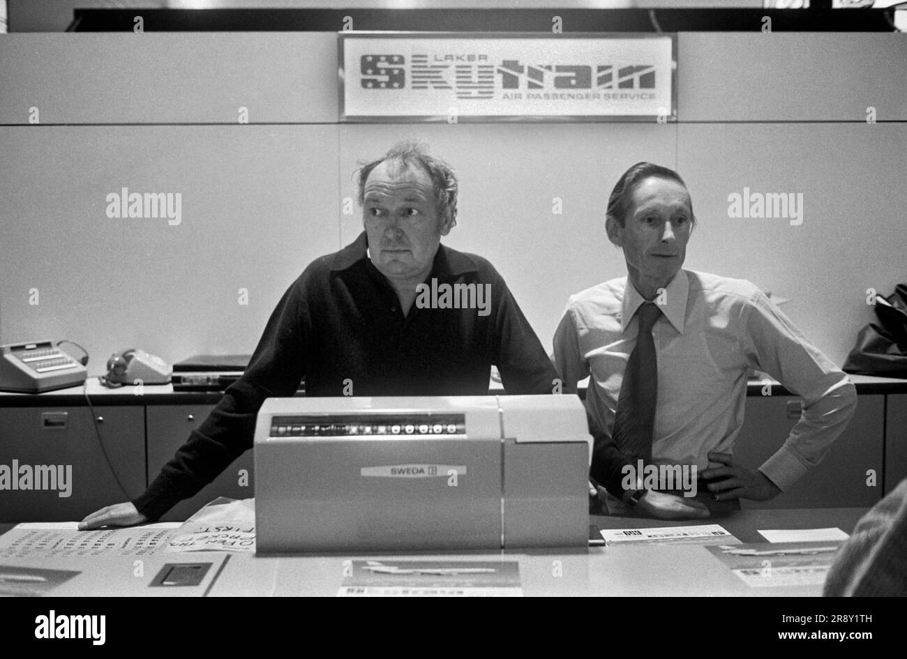 Freddie Laker startete Skytrain - Laker Airways - der erste Flug fand am 26. September 1977 unter großem Hype statt. Dies war ein preisgünstiger, preiswerter Service zwischen London Gatwick und JFK in New York. An der Kasse steht £00,00. HOMER SYKES AUS DEN 1970ER JAHREN Stockfoto