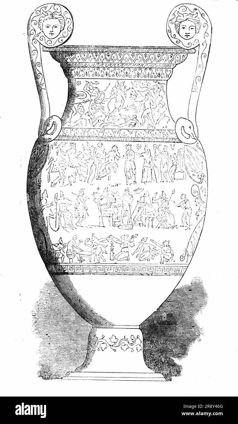 Die Darius-Vase, gefunden in Canosa, 1857. „Dieses exquisite Werk antiker Kunst hat die Form des Apulianischen Amphoras und ist das größte, das je entdeckt wurde. Es ist aus der feinsten Erde gemacht und für sein historisches Thema... ist es absolut einzigartig. Direkt unter dem Hals der Vase wird der Kampf der Griechen gegen die Amazonen beschrieben. Dann folgt eine Darstellung des Hauptgegenstands der Vase, des Krieges des Ostens gegen den Westen - der Zivilisation gegen die Barbarei... das Design und die Komposition sind aus der schönsten Epoche der Magna Graecia. Es wurde während einer Ausgrabungsaktion gefunden Stockfoto