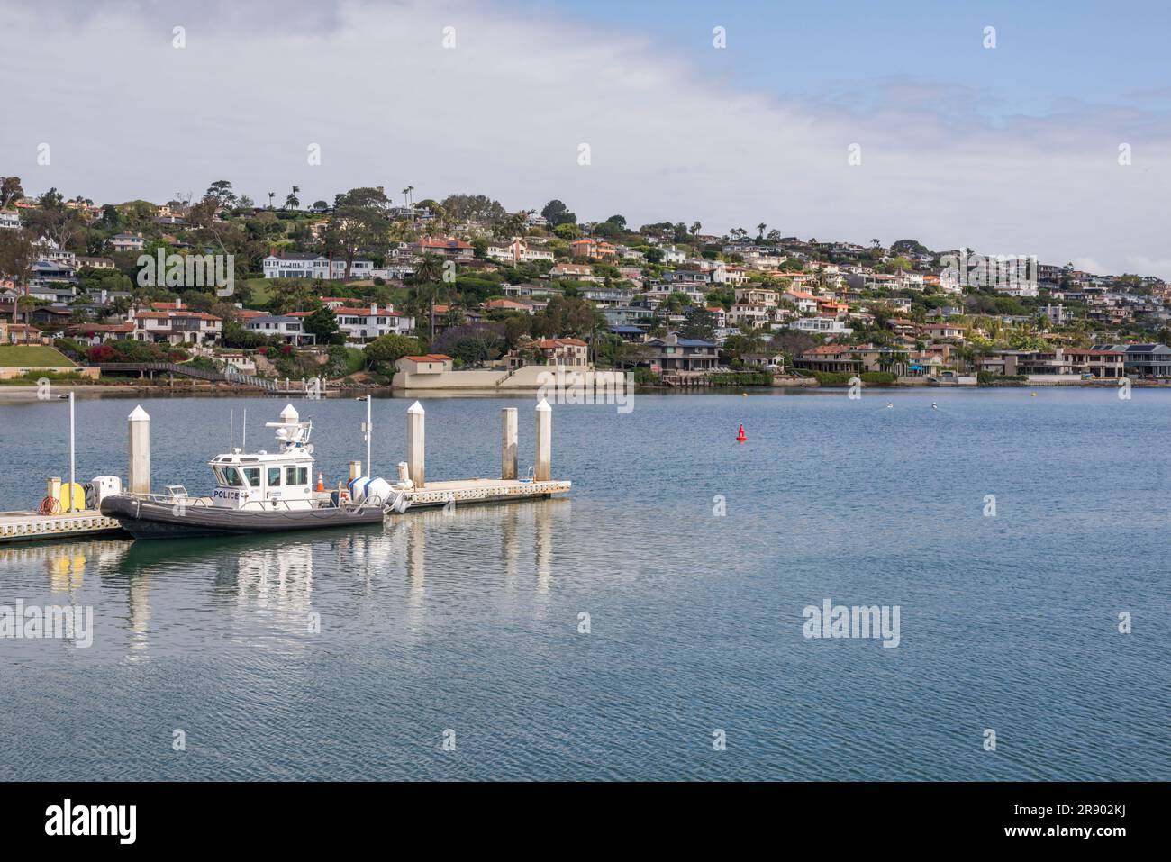 Hafen von San Diego und Bootsanlegestelle im Shelter Island Shoreline Park. San Diego, Kalifornien, USA. Stockfoto