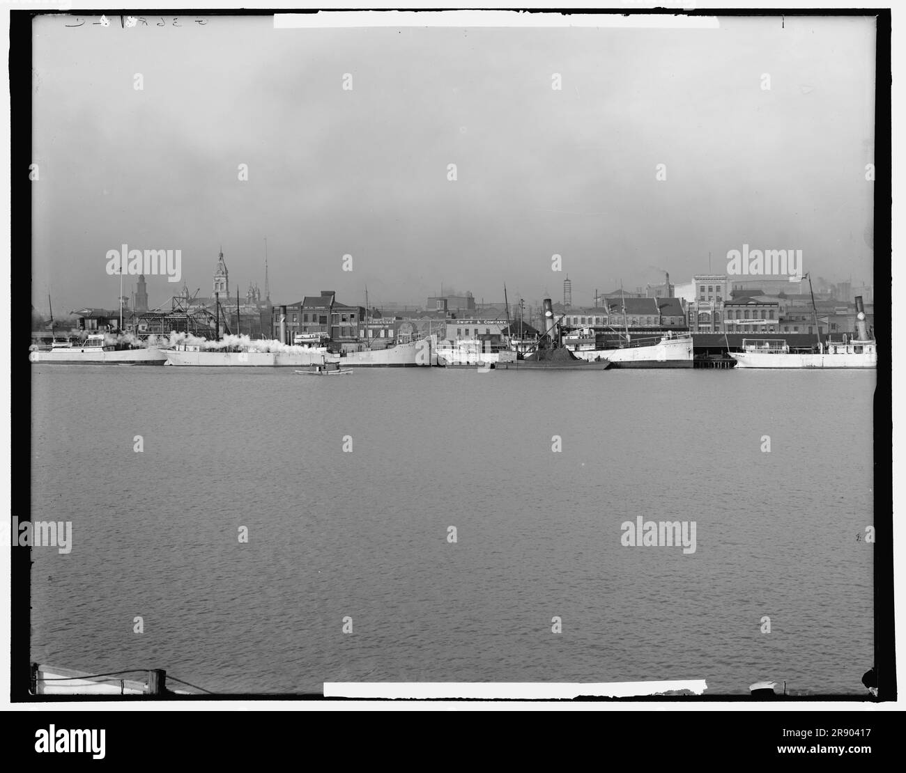 Die Uferpromenade, Mobile, Alabama, c1906. Hafen am Mobile River - Frachtschiffe am Kai, Kohleschlepper, Fleischlager, Segelhersteller und Schiffsausrüster. Stockfoto