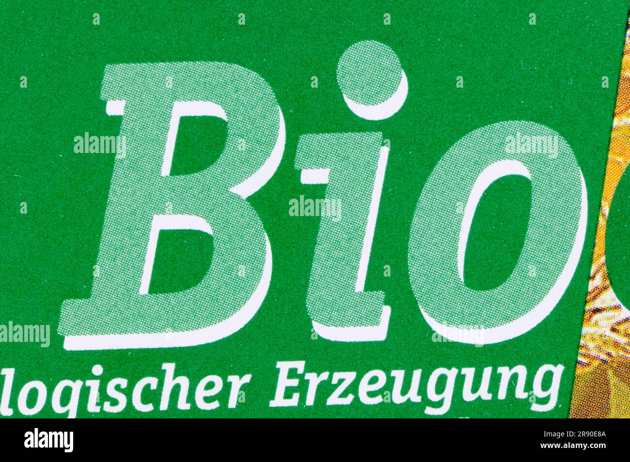 Das Wort „Bio“ auf Verpackungen aus ökologischer Produktion Stockfoto