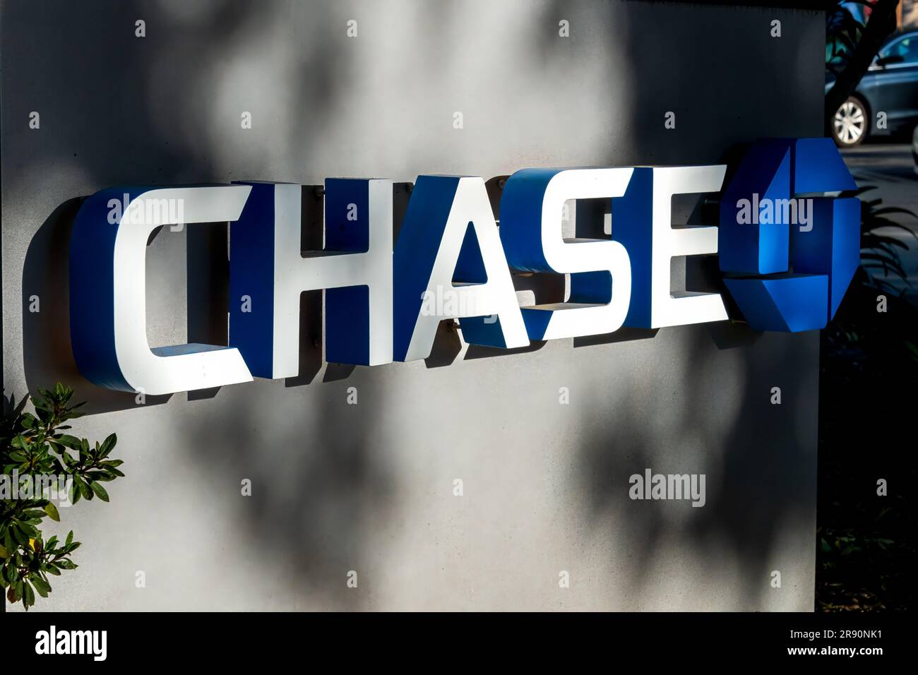 Claremont, CA – 21. Okt. 2022: JPMorgan Chase Bank ist ein amerikanisches Verbraucher- und Geschäftsbankenunternehmen des multinationalen US-Bankunternehmens. Stockfoto