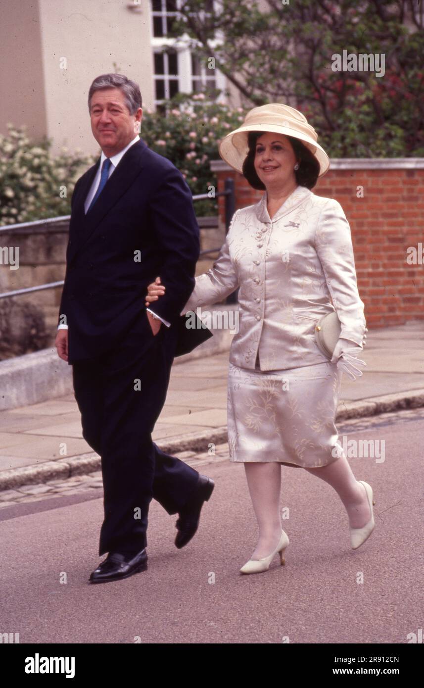 10. Juni 2001 Kronprinz und Prinzessin von Jugoslawien in St. George's Chapel Foto vom Henshaw-Archiv Stockfoto