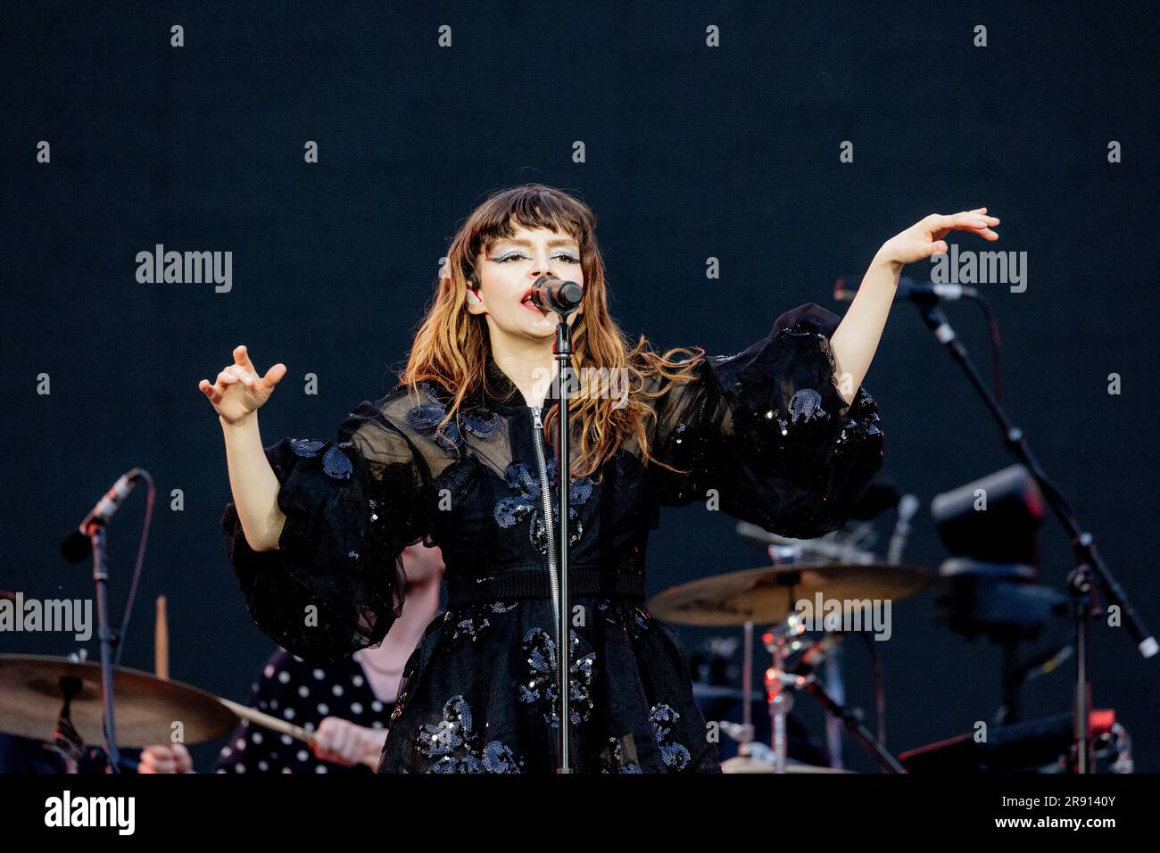 Neapel Italien 21. Juni 2023 Chvrches - Coldplay Eröffnung - live im Diego Armando Maradona Stadion © Andrea Ripamonti / Alamy Stockfoto