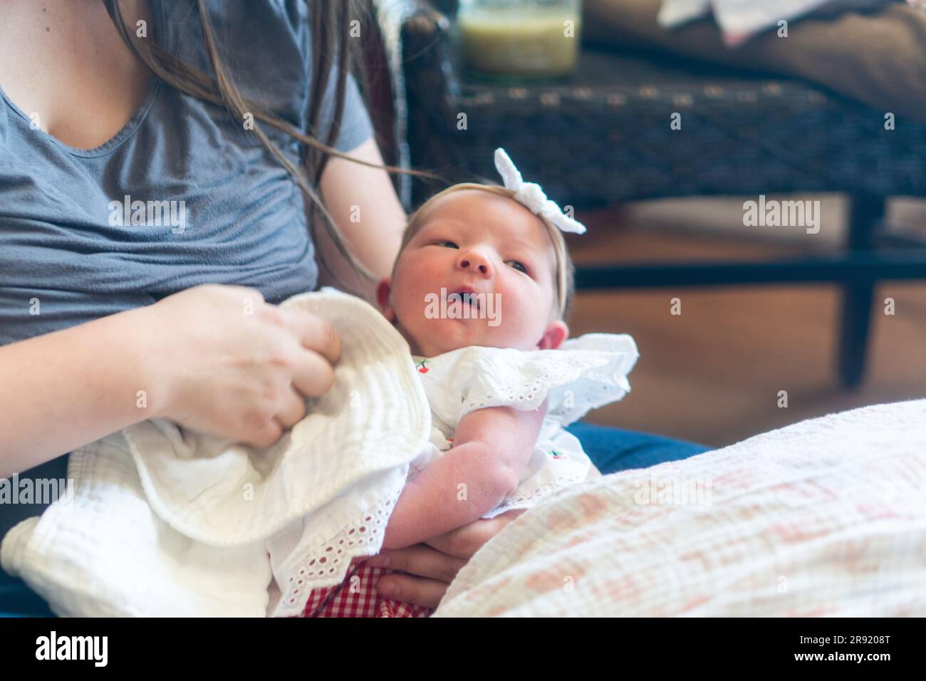 Ein neugeborenes Mädchen Stockfoto