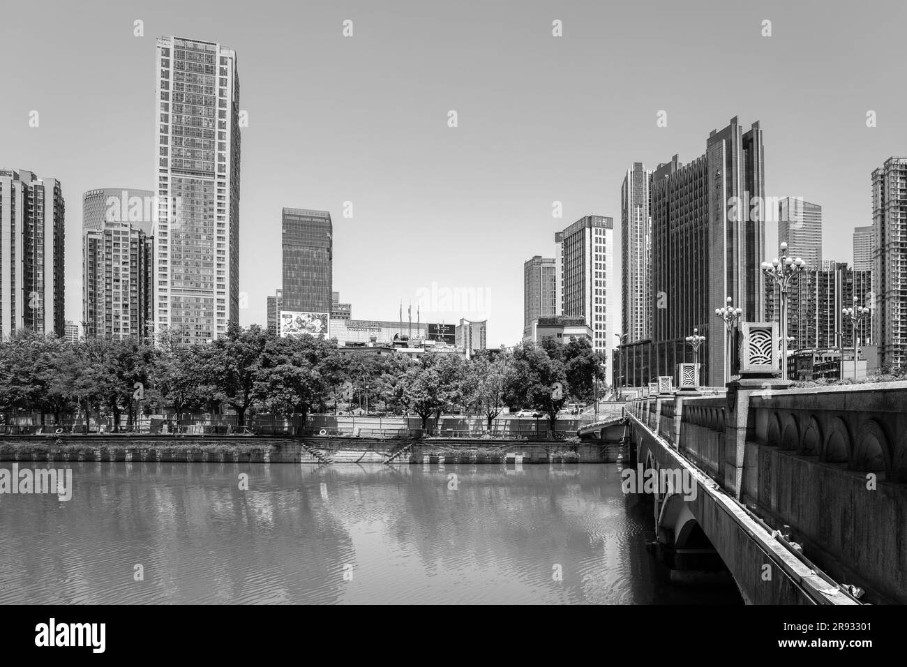 Schwarz-Weiß-Stadt Chengdu. Stockfoto