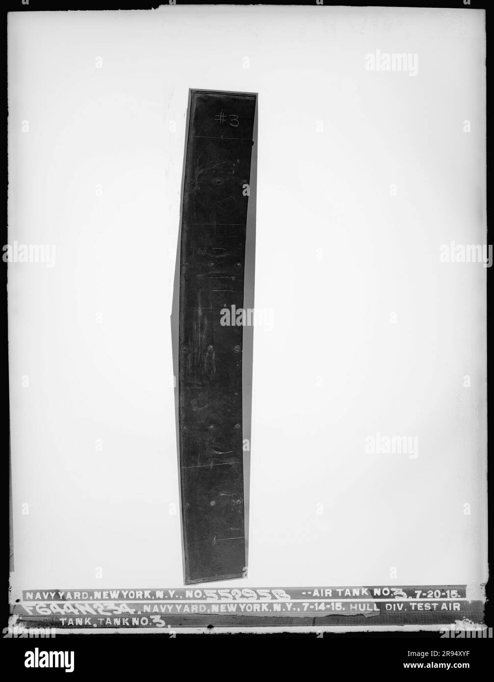 Hull Division Test Air Tank, Tank Nr. 3. Glasplatten-Negative für den Bau und die Reparatur von Gebäuden, Einrichtungen und Schiffen am New York Navy Yard. Stockfoto