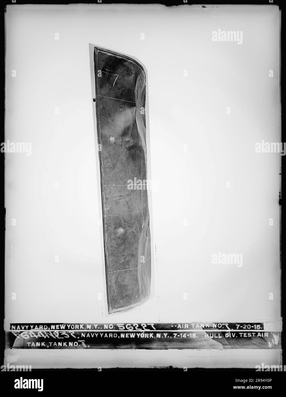Hull Division Test Air Tank, Tank Nr. 7. Glasplatten-Negative für den Bau und die Reparatur von Gebäuden, Einrichtungen und Schiffen am New York Navy Yard. Stockfoto