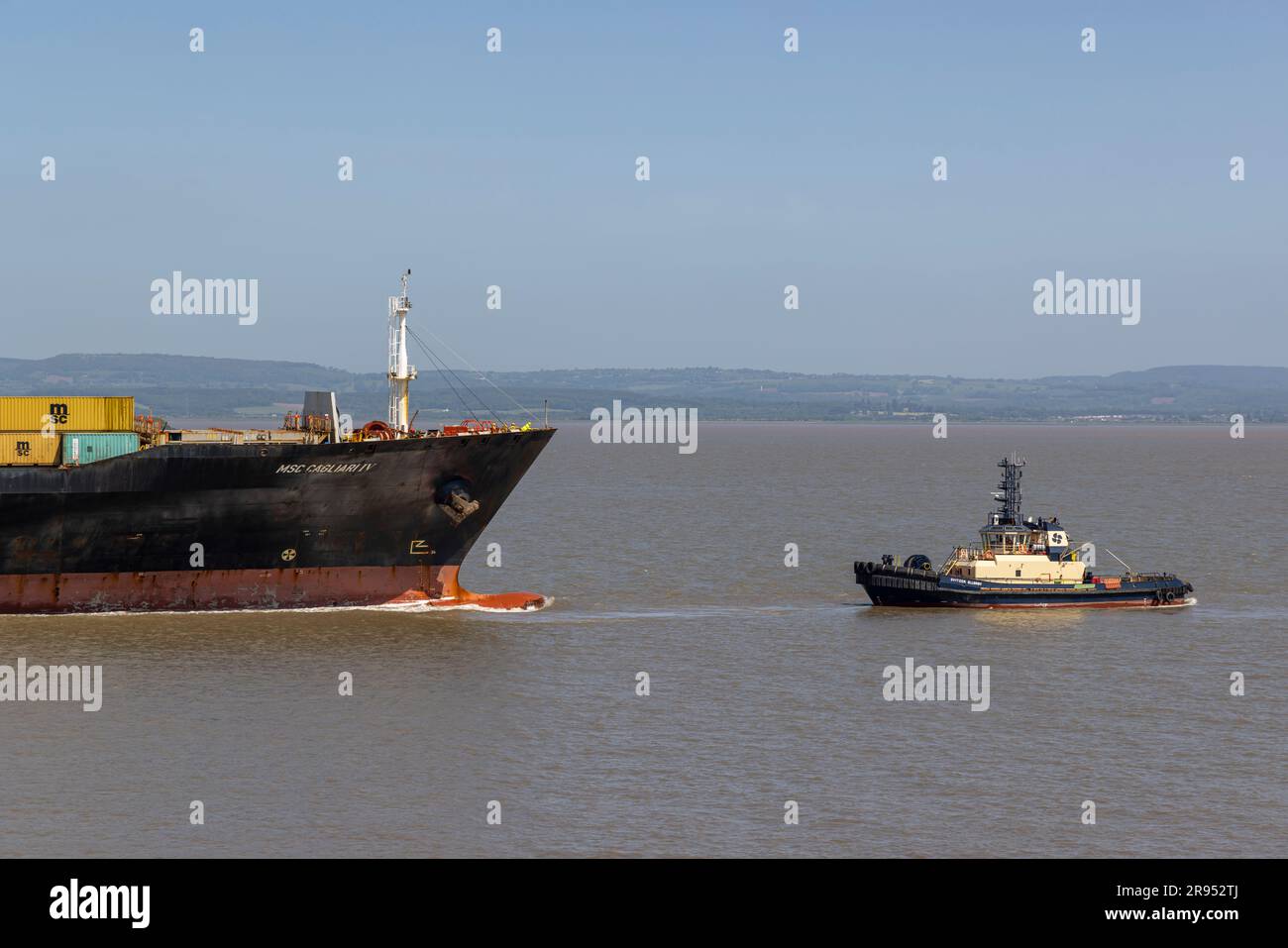 MSC Cagliari IV auf dem Weg zu den Royal Portbury Docks Stockfoto