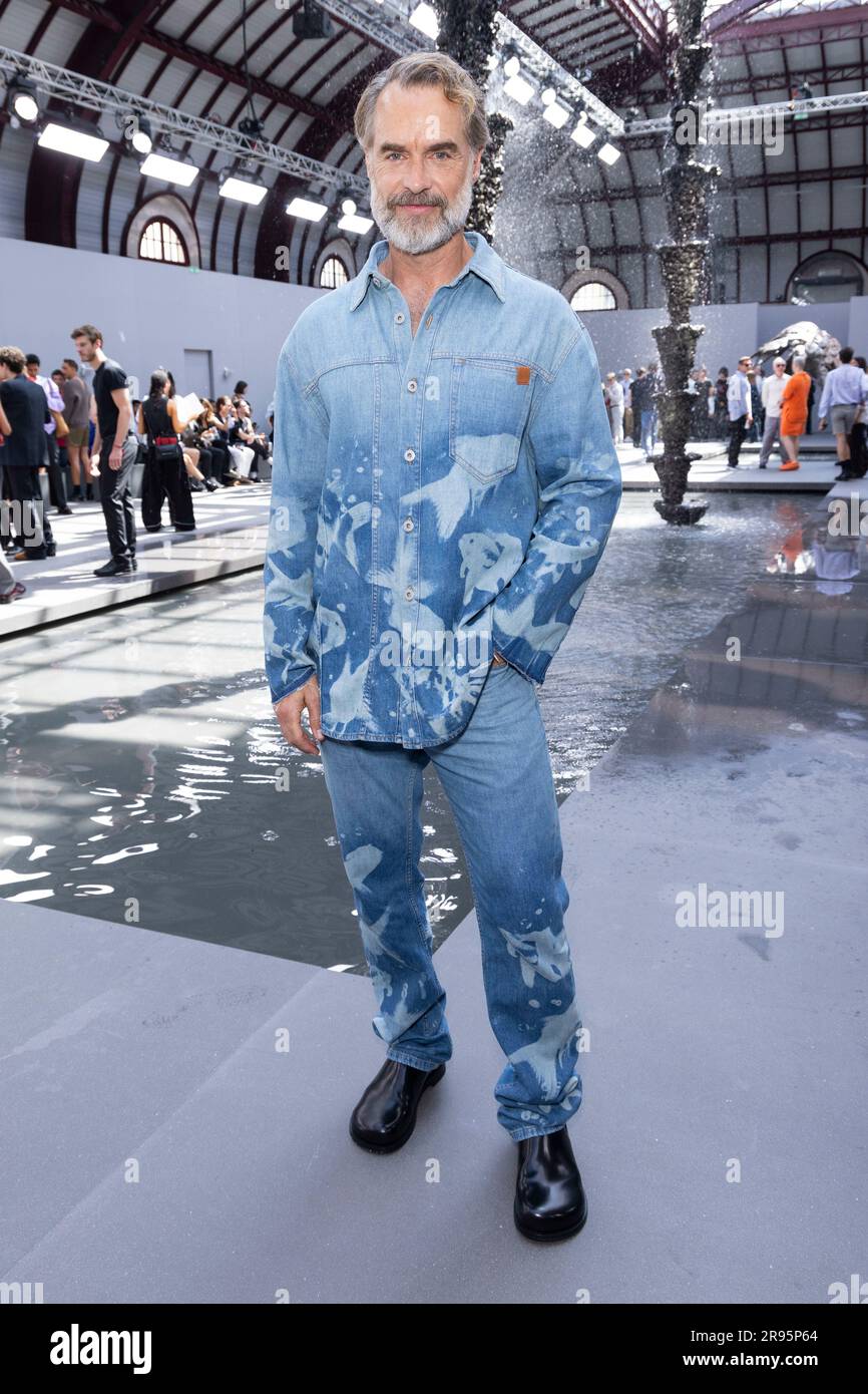 Paris, Frankreich. 24. Juni 2023. Murray Bartlett nimmt an der LOEWE Spring Summer 2024 Runway während der Paris Fashion Week am 2023. Juni in Paris Teil; Frankreich 24./06/2023. Gutschrift: dpa/Alamy Live News Stockfoto