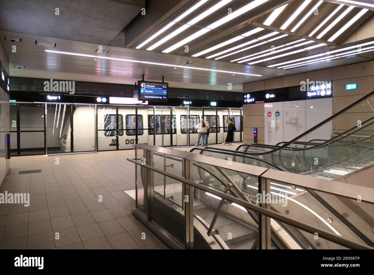 Kopenhagen, Metro, Marmorkirken // Kopenhagen, Metro, Marmorkirken Stockfoto