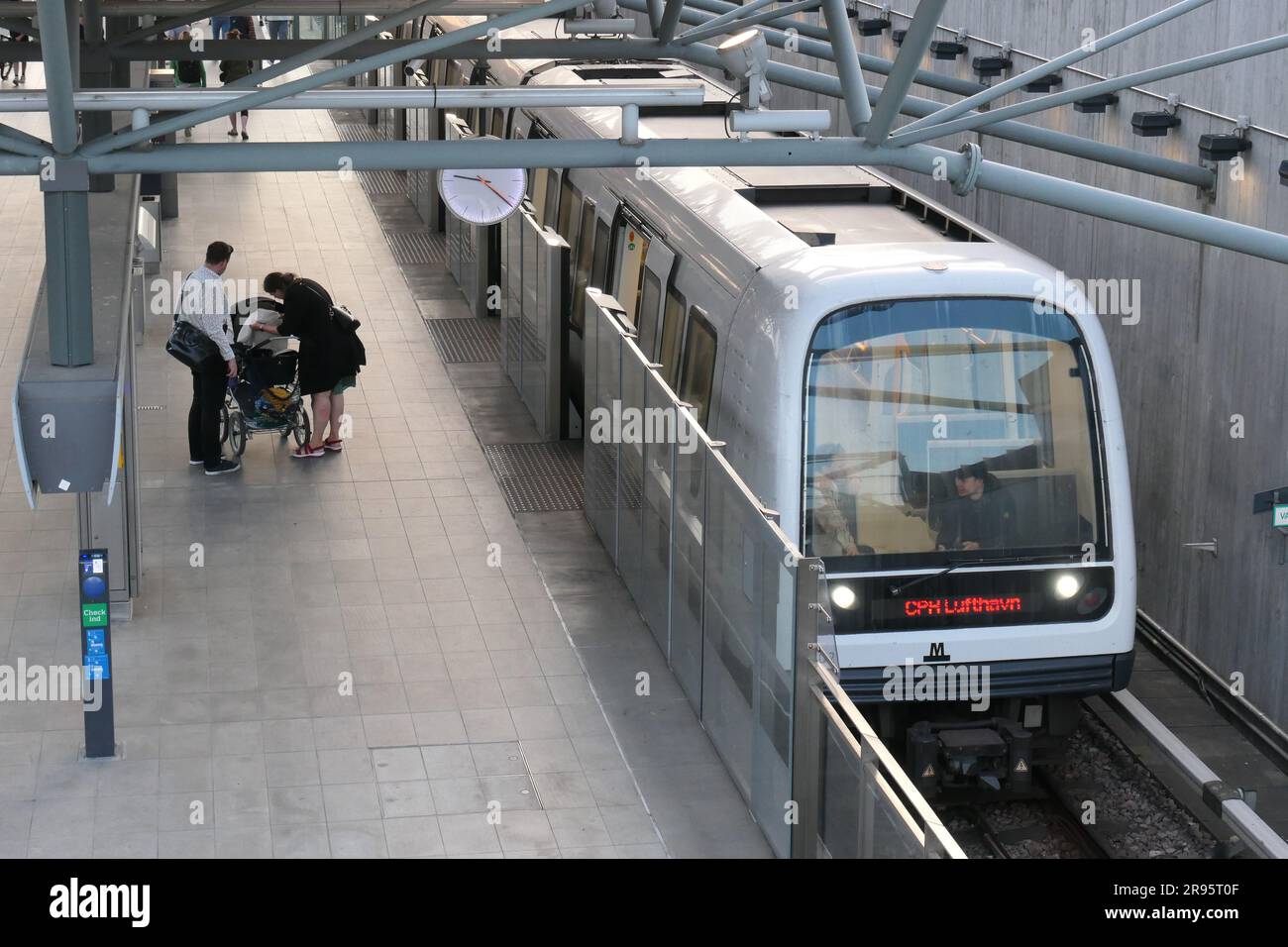 Kopenhagen, Metro, Vanløse // Kopenhagen, Metro, Vanløse Stockfoto