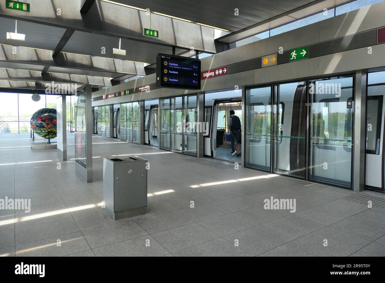 Kopenhagen, Metro, Luvthavnen // Kopenhagen, Metro, Luvthavnen Stockfoto