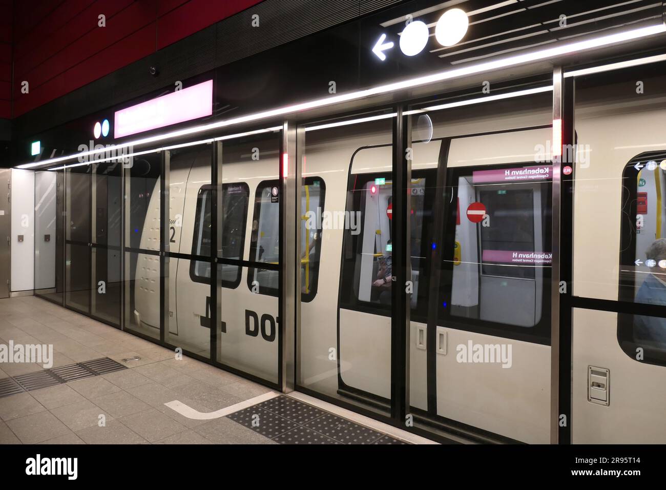 Kopenhagen, Metro // Kopenhagen, Metro Stockfoto