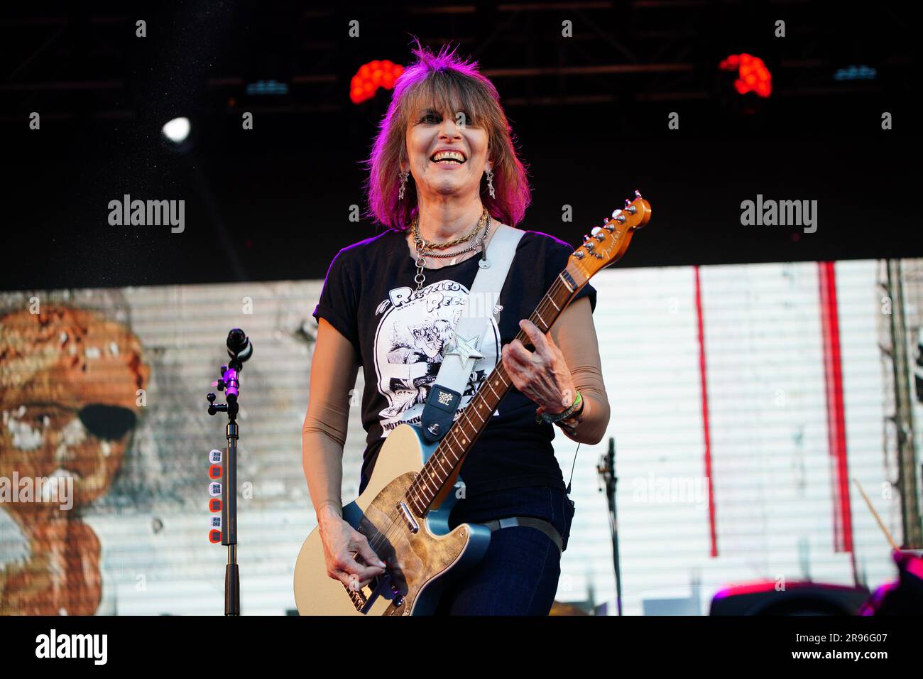Chrissie Hynde von den Pretenders tritt auf der Bühne des Glastonbury