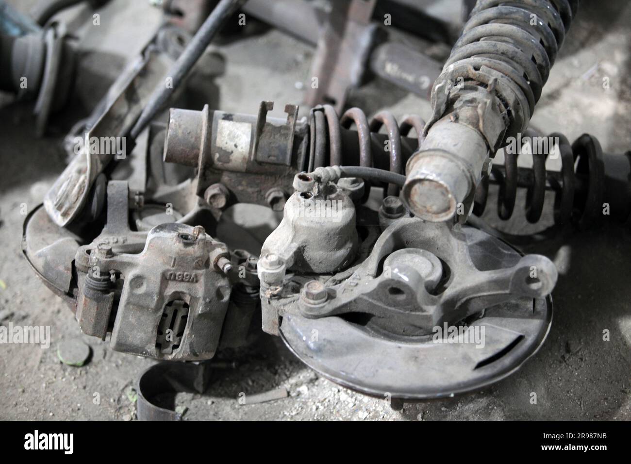 Gebrauchte Stoßdämpfer für alte Autos. Stockfoto