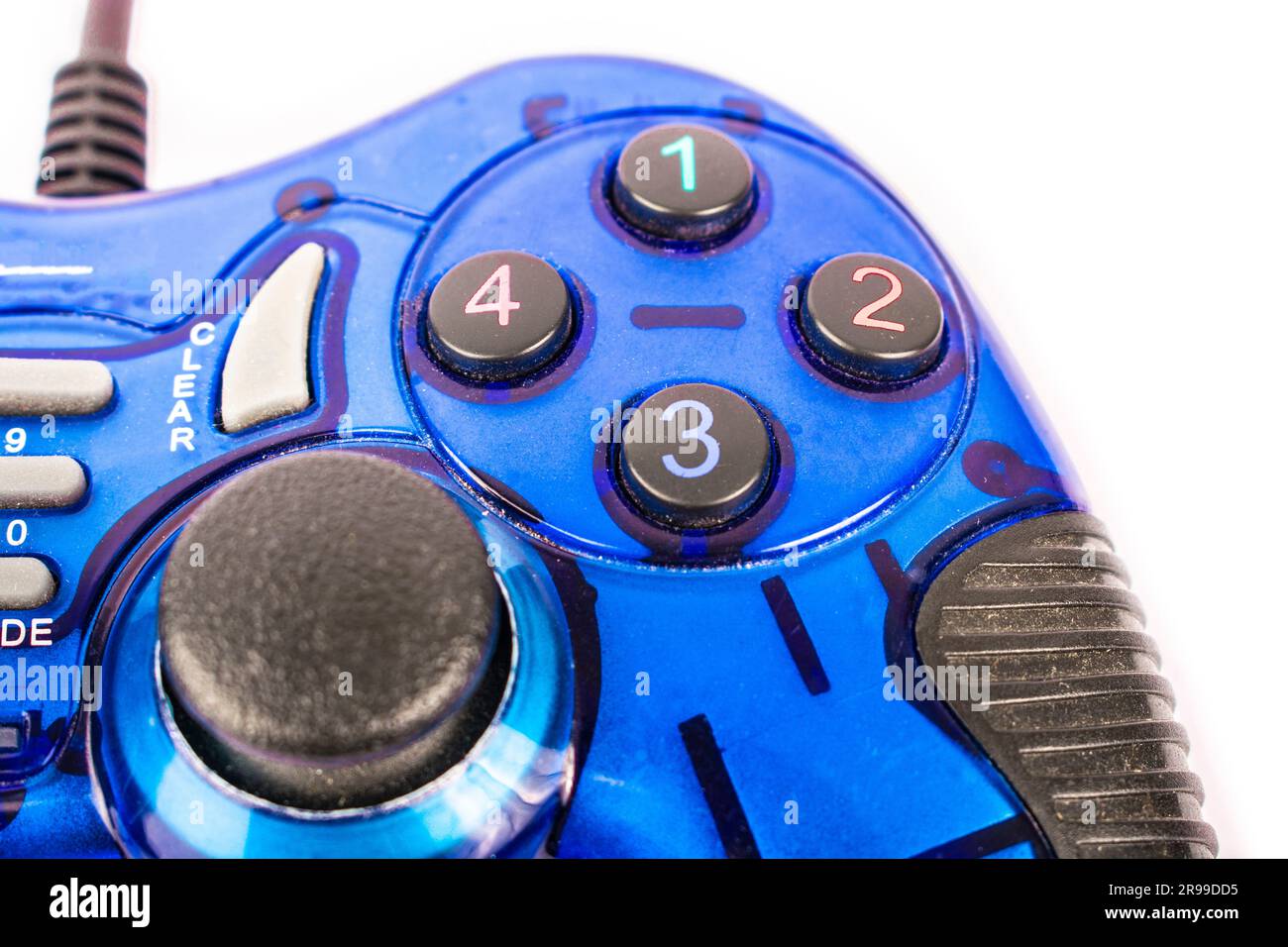 Der isolierte blaue Joystick für Controller und Videospiel auf weißem Hintergrund Stockfoto