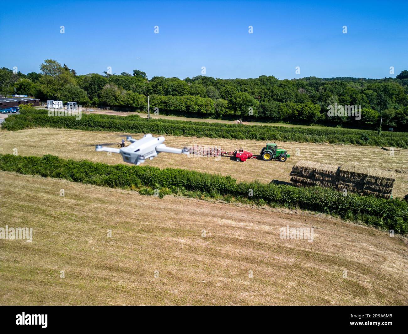 Drohne macht Bilder von der Landwirtschaft Stockfoto