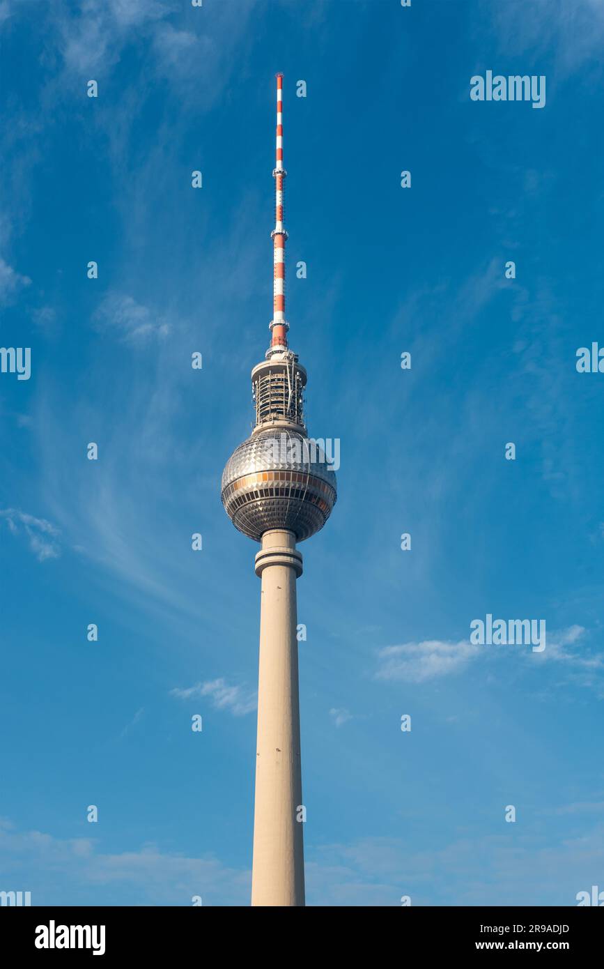 Der berühmte Fernsehturm in Berlin Stockfoto