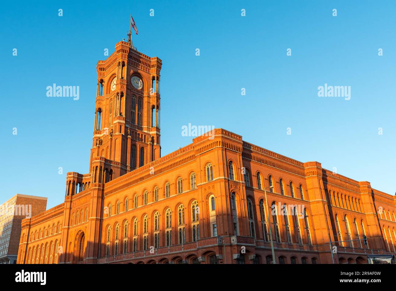 Das Rote Rathaus von Berlin in Deutschland Stockfoto