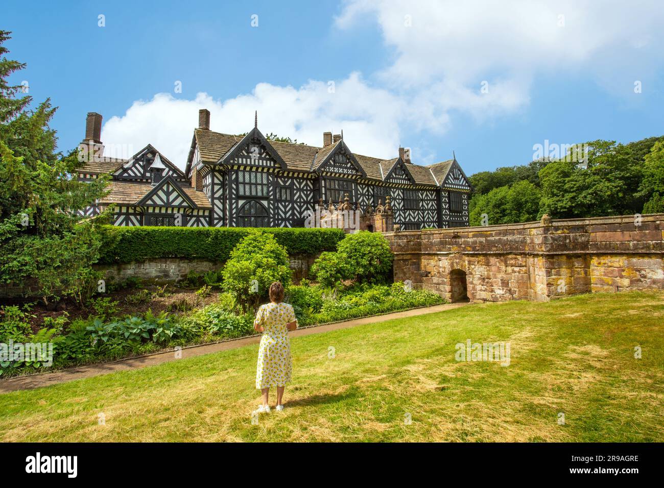 Speke Hall ein holzgerahmtes Herrenhaus in Speke Liverpool, das dem National Trust gehört und unter Denkmalschutz steht Stockfoto