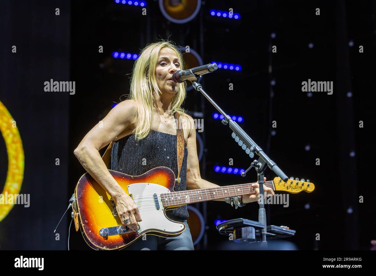 Milwaukee, USA. 24. Juni 2023. Sheryl Crow beim Summerfest Music Festival am 24. Juni 2023 in Milwaukee, Wisconsin (Foto: Daniel DeSlover/Sipa USA). Guthaben: SIPA USA/Alamy Live News Stockfoto